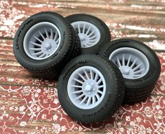 1/24 Scale: 15-inch “Western Cyclone II” Resin Wheels W/ Wide Rear Tires