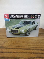 AMT ERTL Chevy 70-1/2 Camaro Z28 model kit NEW FACTORY SEALED BOX 2001 VINTAGE