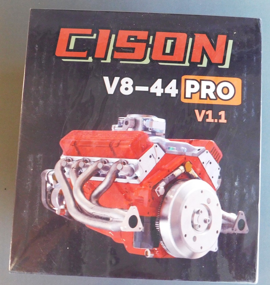 cison v 8 gasoline engine model kit plus accessories THE REAL DEAL!!!!