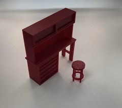 1/25 Scale 3D Printed Shop Desk with Hutch & Stool – Red FDM – Diorama Accessory