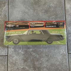 1/25 Scale Model Kit NEW-The Green Hornet Black Beauty by AMT -Skill 2 SEALED