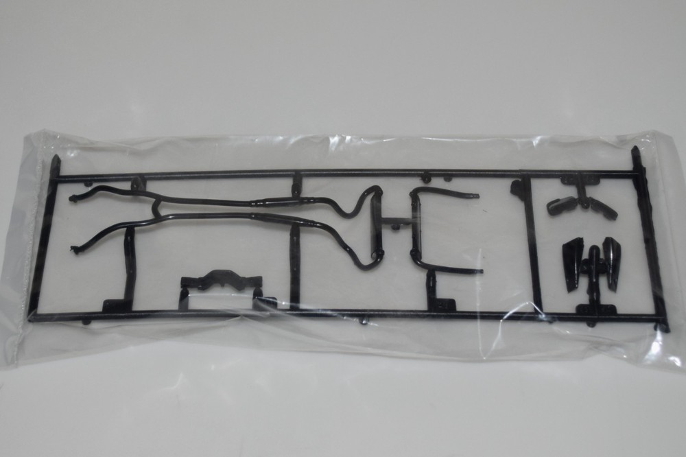 AMT 1967 SHELBY GT-350 834M/12 ⭐PARTS⭐ EXHAUST SYSTEM+MORE 1:25
