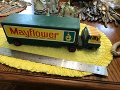 Mayflower plastic truck/trailer used missing ft tires