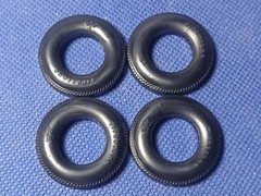 🌟 2 Plastic Pie Crust Slicks 1937 Chevy 1:25 Scale 1000s Model Car Parts 4 Sale