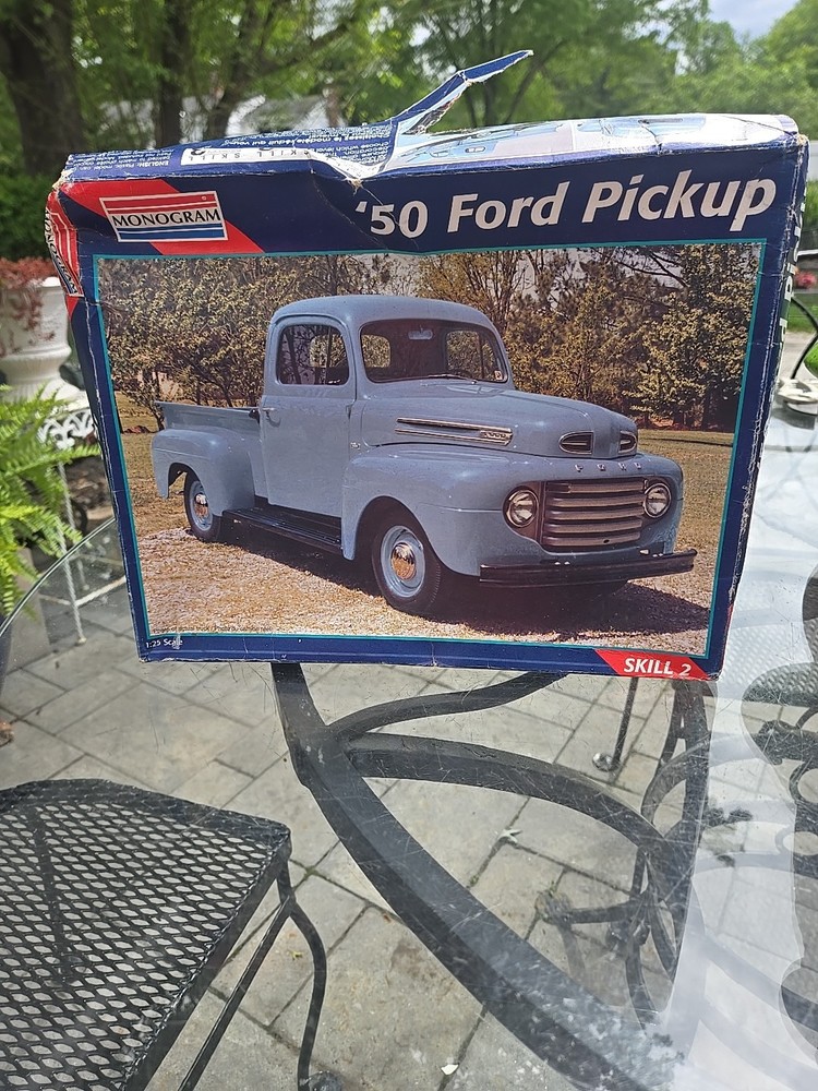 Monogram ’50 Ford Pickup 1:25 Scale Model Kit Model #2457 Sealed Parts