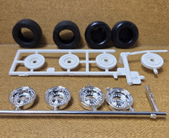 1968 Plymouth Road Runner STYLED WHEELS & TIRES 1:25 AMT NEW Model Kit PARTS