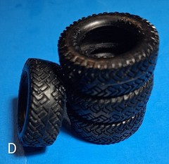 D FORMULA DESSERT DOG PCV MUDDER TIRES – MODEL CAR KIT PARTS LOT