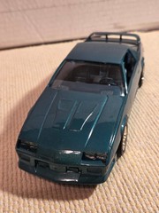 1991 Chevrolet Camaro Z-28. 1/25 plastic AMT/ERTL in Dark Teal Blue Met.