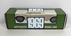 New 1969 Buick Riviera White Promo Model REPLICA BOX ONLY..NO CAR
