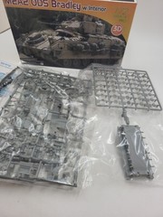 Dragon 7414 1/72 Scale M2A2 ODS Bradley w/Interior 3D Printed Parts Model Kit