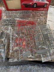 FUJIMI FERRARI DAYTONA 365 GTB4 FACTORY SEALED INSIDE KIT!! CIRCA 2006! VMCP!