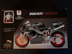 Swift Model Protar Ducati 916 Senna Plastic 1/9 Motorcycle model Kit . New open