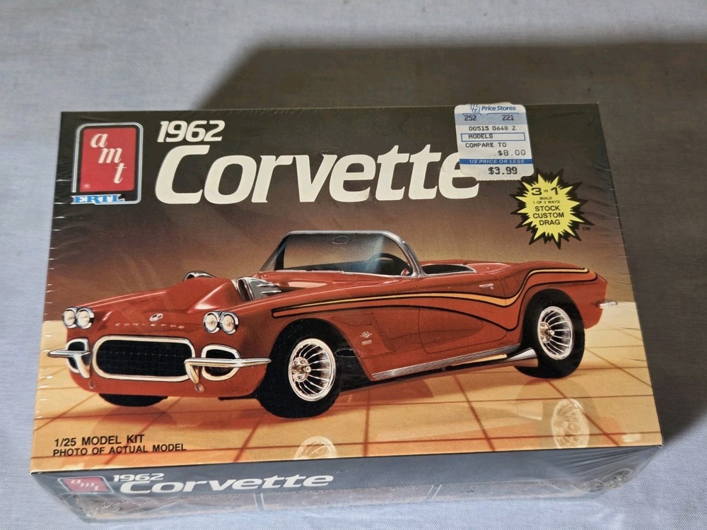 Vintage 1/25 AMT ERTL 1962 CORVETTE 3 in 1 CUSTOMIZING KIT FACTORY SEALED 1986