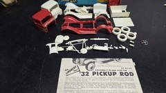 1932 PICK-UP ROD 32 FORD 1/32 Scale Model Kit with Spares 603-69