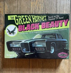 Polar Lights #994 1/32 Scale The Green Hornet Black Beauty Model Kit