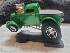 Awewome Built Up “Willy Haulin” Polar Lights Willys Pickup Gasser Model Truck!