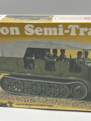 LINDBERG GERMAN WWII 8 TON SEMI TRACK SD KFZ7 MILITARY MODEL KIT NEW-SEALED 1/40