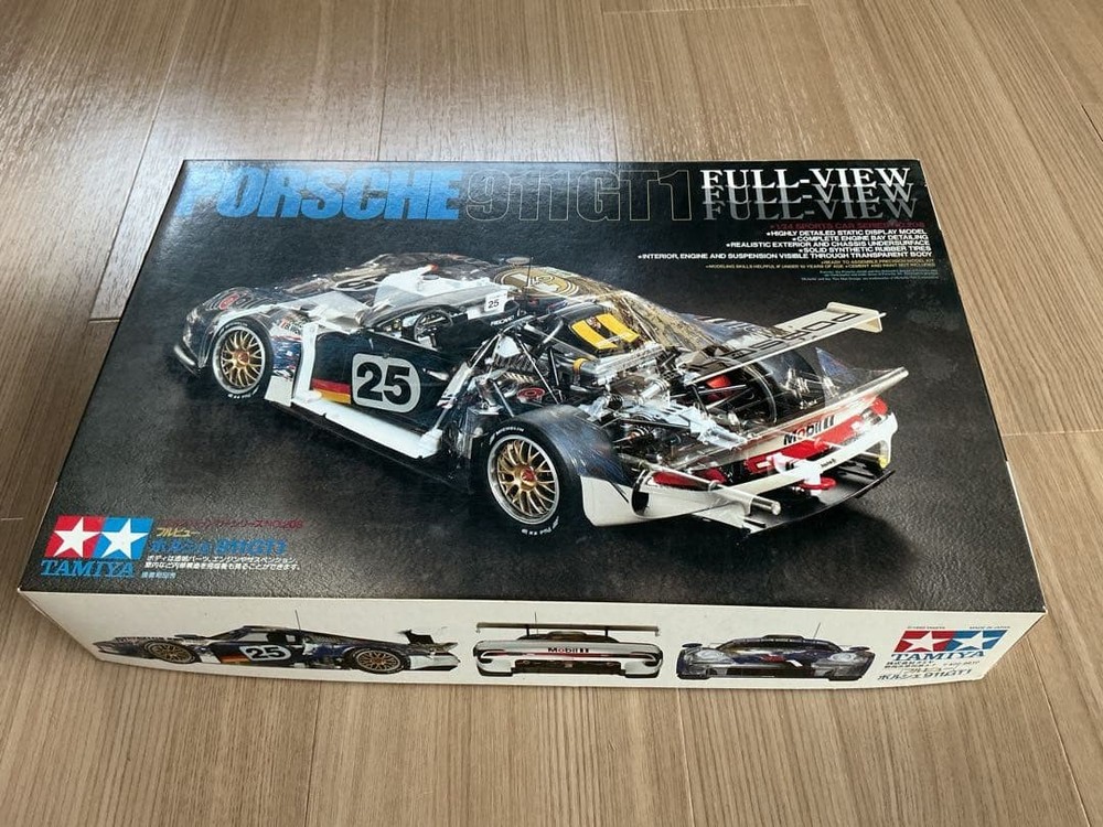 TAMIYA Porsche 911GT1 full view model Collectables 17+