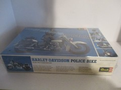 Revell Harley Davidson Police Bike Motorcycle 1:8 1969 Sealed MISB