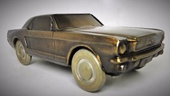 Mustang Ford Vintage Classic Sports Race Promo Car Carousel Bronze Paint 1:24