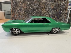REVELL 1/25 1965 BUICK RIVIERA CUSTOM CRUISIN USA SERIES BUILT