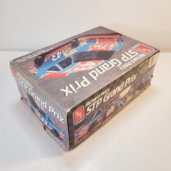 AMT ERTL #43 Richard Petty STP Grand Prix 1:25 Model Car Kit – Vintage 1990