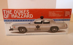 NEW SEALED 2009 1:25 MPC THE DUKES OF HAZZARD SHERIFF ROSCO’S POLICE CAR MPC707