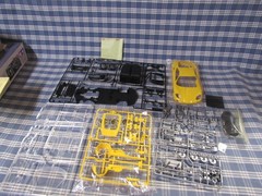 Tamiya Ferrari 360 Modena Yellow 1:24 24242-2600 (Please Read) FREE SHIPPING.