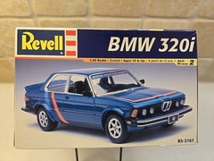 Revell, Tuner Series, BMW 320i, 1/25 scale !!Sealed Inside!!
