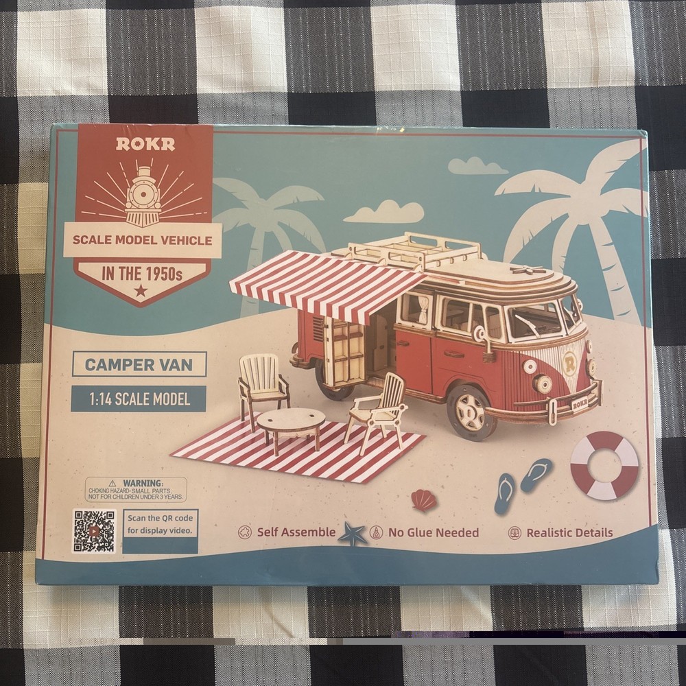 ROKR Vintage Volkswagen Red Camper Van Model Kit 1:14 Scale New Unopened
