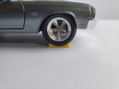 100x Chocks Tire Stands Cradles 1/24 & 1/18 Scale Diecast Model Car Truck Garage