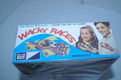 MPC Build and Play Wacky Races The Mean Machine 1/25 Scale Plastic Model Kit