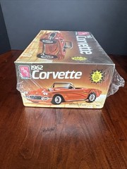AMT Ertl 1962 Corvette 3 in 1 Kit # 6521 Factory Sealed 1:25 Stock Custom Drag