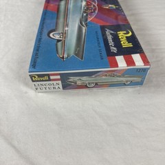 Revell Model Kit Lincoln Futura # 1270 • 1:25 Scale 1995 NEW SEALED NOS