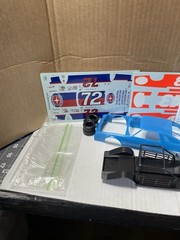 Read description AMT/Donnie Allison Pepsi Chevelle Stock Car Model Kit 1:25T380