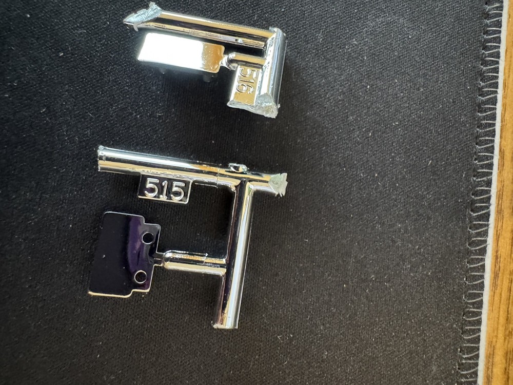 AMT 31979 1/25 58 Edsel Pacer Parts Bash Chrome License Plate Holders