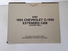 amt ERTL 1993 Chevrolet C-1500 Extended Cab Victory Red 1/25 Promo Model #6160