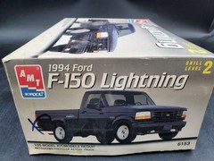 😎🚦AMT ERTL 1994 Ford F-150 Lightning 1:25 Scale Model Kit #6153 – bad decals🤑