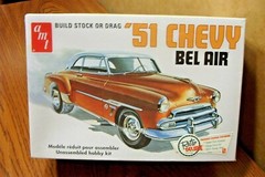 AMT ’51 CHEVY BEL AIR 1/25 SCALE MODEL KIT (build stock or drag) #AMT862