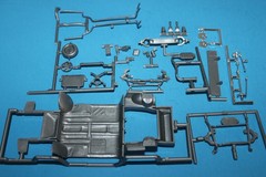 PONTIAC FIERO model kit CHASSIS SUSPENSION PARTS 1/25scale MPC #6309 80s vintage