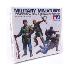 TAMIYA Military Model 1:35 German Parachuter EX/NM