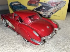 VERY RARE!! Vintage SMP 1960 Convertible Corvette Model Car Kit. NICE!!