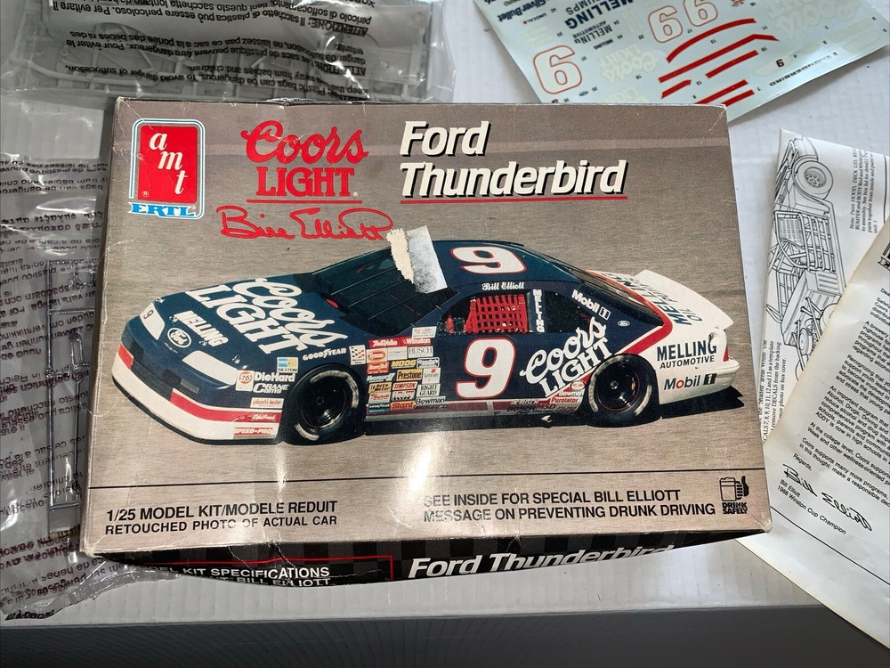 AMT Coors Light Bill Elliott Ford Thunderbird 1:25 Model 6740 Incomplete Kit