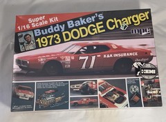 MPC #8116 BUDDY BAKER K&K 1973 DODGE CHARGER NASCAR #71 1/16 Model Kit Plastic