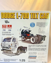 LINDBERG DODGE L-700 Tilt Cab Truck model kit NEW in FACTORY SEALED BOX