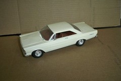 VINTAGE ?? AMT ? 1965 FORD GALAXIE MODEL , BUILT.