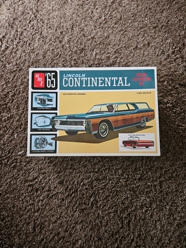 AMT ’65 Lincoln Continental Wagon Customizing Kit 1/25 scale !