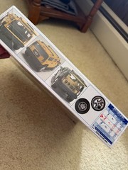Revell Hummer H2 Special Edition 2’n1 Kit # 85-4207 New Sealed