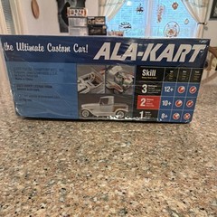 AMT Ertl ALA-KART 1:25 Custom Car Plastic Model Kit Unassembled Not Painted