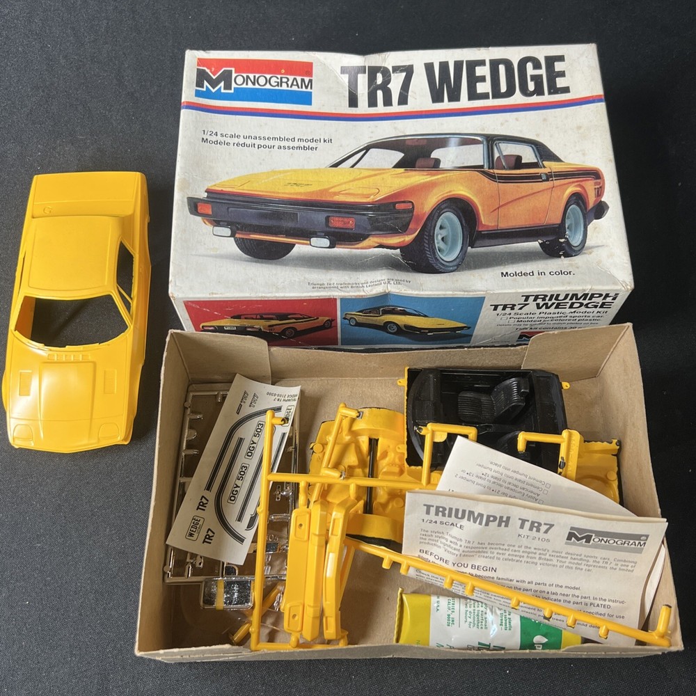 Triumph TR7 Wedge in 1/24 scale by Monogram from 1977